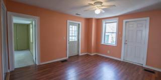 4-Bed Farmhouse Minutes from UVM Campus (30 Chase St) Gallery 8