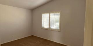 1301 E Briarwood Terrace Gallery 10