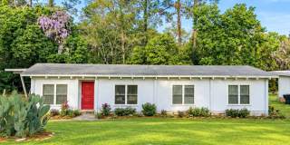 Vaulted Ceiling 4 Bedroom Home near FSU for Fall 2027!! Vaulted Ceiling 4 Bedroom Home near FSU for Fall 2027!! Gallery 1