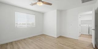 105 W Latona Gallery 21