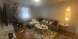 Spacious 4 Bed / 2 Bath in Fort Hill – In-Unit Laundry – 9/1 Move-In Spacious 4 Bed / 2 Bath in Fort Hill – In-Unit Laundry – 9/1 Move-In Gallery 1