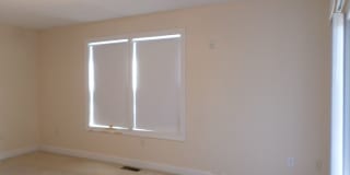 4 bedroom 3 bath Townhouse Gallery 1