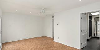 ALAMO HEIGHTS  |  TOWNHOME  |  REMODELED  |  HUGE TERRACE Gallery 35