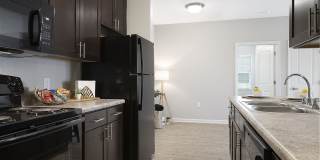 Pointe at Crestmont Apartments - Affordable Housing Gallery 13