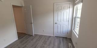 East Ridge Park Duplex Gallery 24