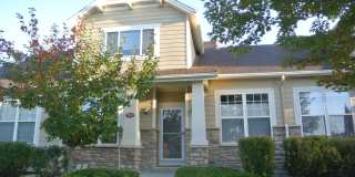 Luxurious Townhome in McKay Landing. Gallery 1