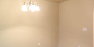 4 Bedroom, 2 Bathroom Home In Mid West City/ Del City School District. Gallery 11