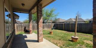 Comfort, Space & Flexibility – 3 Bed Home in Moore School District Gallery 15