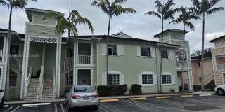 2711 NE 4th St Gallery 1