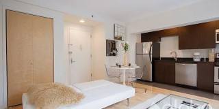 1595 Lexington Avenue Gallery 3