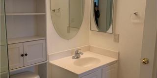 CHARMING SPLIT LEVEL HOME. FEATURING OPEN FAMILY ROOM Gallery 36