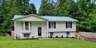 3bd/2.5ba 2-story home in quiet neighborhood. Gallery 1