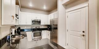 Beautiful 2 Bed 2 1/2 Bath Townhome in Fort Collins! Gallery 14