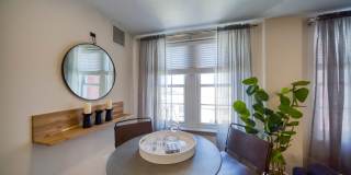 The Carling Apartments Gallery 21