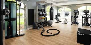 Avalon Thousand Oaks Plaza Gallery 16