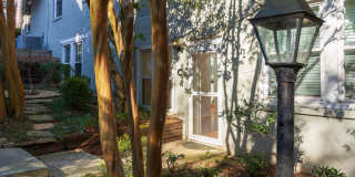 Charming Midtown Condo with Private Entrance Gallery 5