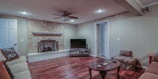 2837 66th Street Gallery 2