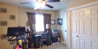 3 Primary Suites 2 Car Garage Townhome in Sandy 3 Primary Suites 2 Car Garage Townhome in Sandy Gallery 16