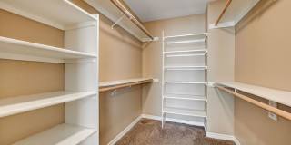 4 Bedroom in the desirable Woodcrest Community available for Immediate Move-In! Gallery 35