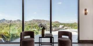 Stunning 7BR House in Camelback Canyon Gallery 13
