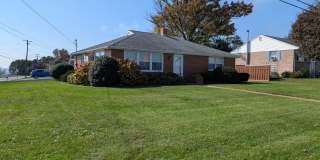 Two Bedroom Single Family Home with Garage Gallery 1