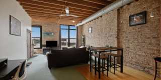 660 W Grand Gallery 8