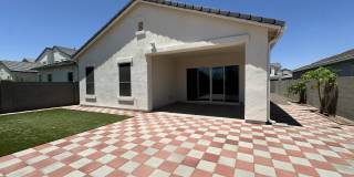 10319 W Harmony Ln Gallery 44