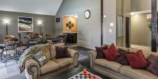 Edgewater Court Apartments Gallery 15