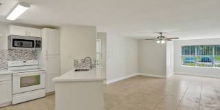 Fully Renovated Corner 2/1 Unit Gallery 19