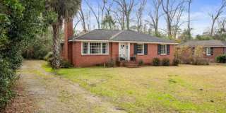 Welcome to 67 Nelson Ave – Comfortable Living in a Prime Savannah Location! Gallery 1
