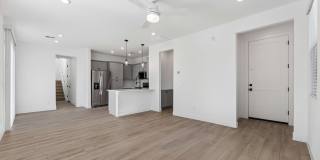 Rev3 at Avondale Station Townhomes for Rent Gallery 15