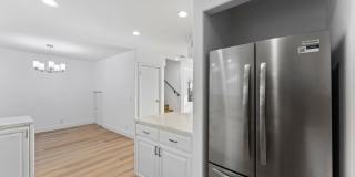 *Limited Move In Special for April Lease Start Date- $750 Off First Month's Rent! *OCEAN VIEWS! Renovated 2 Bed, 2.5 Bath Townhome in San Clemente! Gallery 14