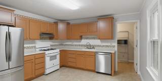 Spacious 4BR House in Signal Mountain Gallery 5