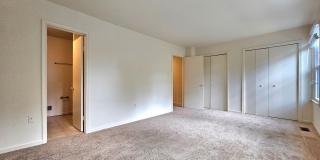 4802 TREASURE Court Gallery 14