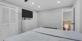 455 W Lincoln Avenue Gallery 27