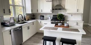 Updated 5 bedroom Kenosha home Gallery 13