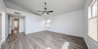9429 E Camino Del Santo Gallery 22