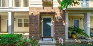 2 Bedroom, 2 Bathroom Gallery 1