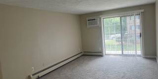 385 Huse Road Gallery 27