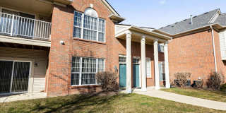 Maple Crossing Condo – Comfort, Convenience & Location Maple Crossing Condo – Comfort, Convenience & Location Gallery 23