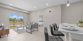 1701 Forest Knoll Dr NE Gallery 26