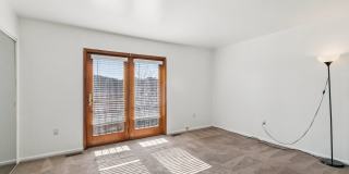 3379 FREDERICK Street Gallery 22