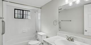 Brentwood Apartments Gallery 3