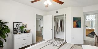 Sheridan Ocean Club Apartments Gallery 82