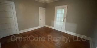 3652 Faxon Ave Gallery 6