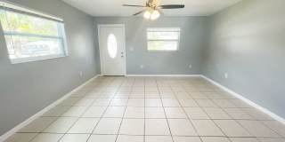 2BED/1BATH Duplex AVAILABLE NOW! Gallery 5