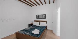 1044 SW 13th Ct Gallery 8