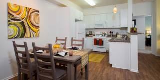 Avila Apartment Homes Gallery 11