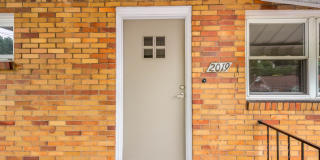 AVAILABLE AUGUST 1ST! DON'T MISS THIS BEAUTIFUL 3 BEDROOM IN WEST MIFFLIN! Gallery 5