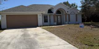 137 SW Meade Circle Gallery 1